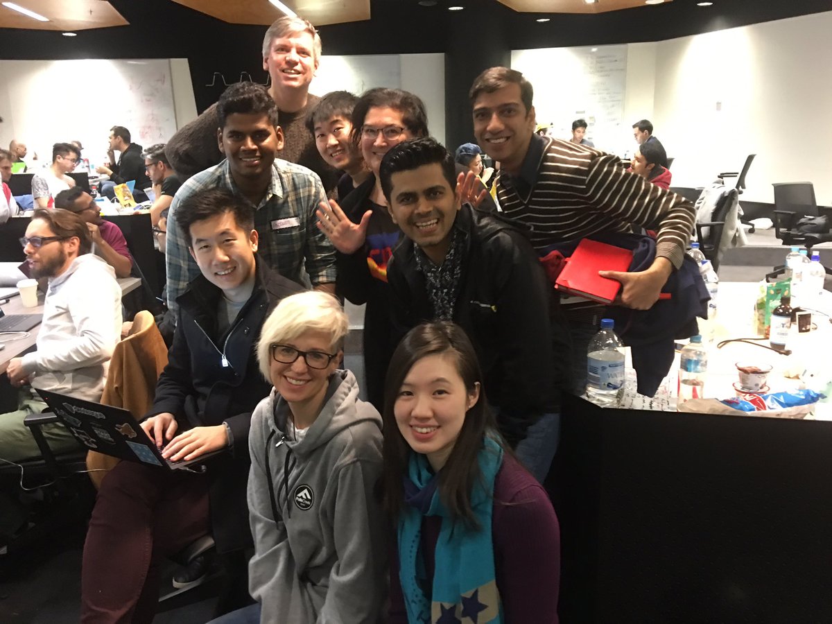 rarrigo's tweet photo. Getting our solution happening #finpass #RegHackDownunder https://t.co/KZy6nH6JxP