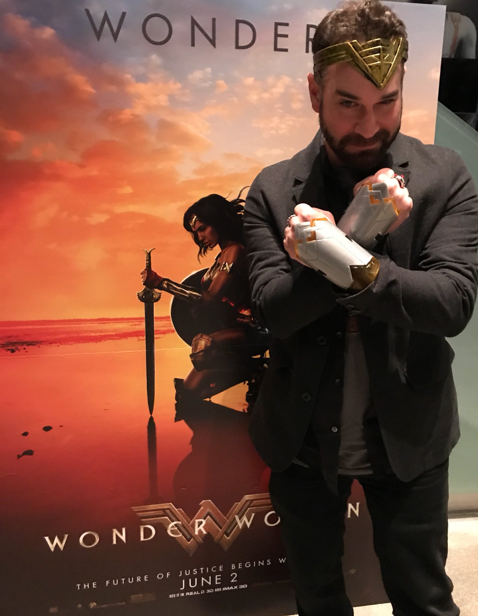 C_rnHX-VwAABbCQ.jpg:large