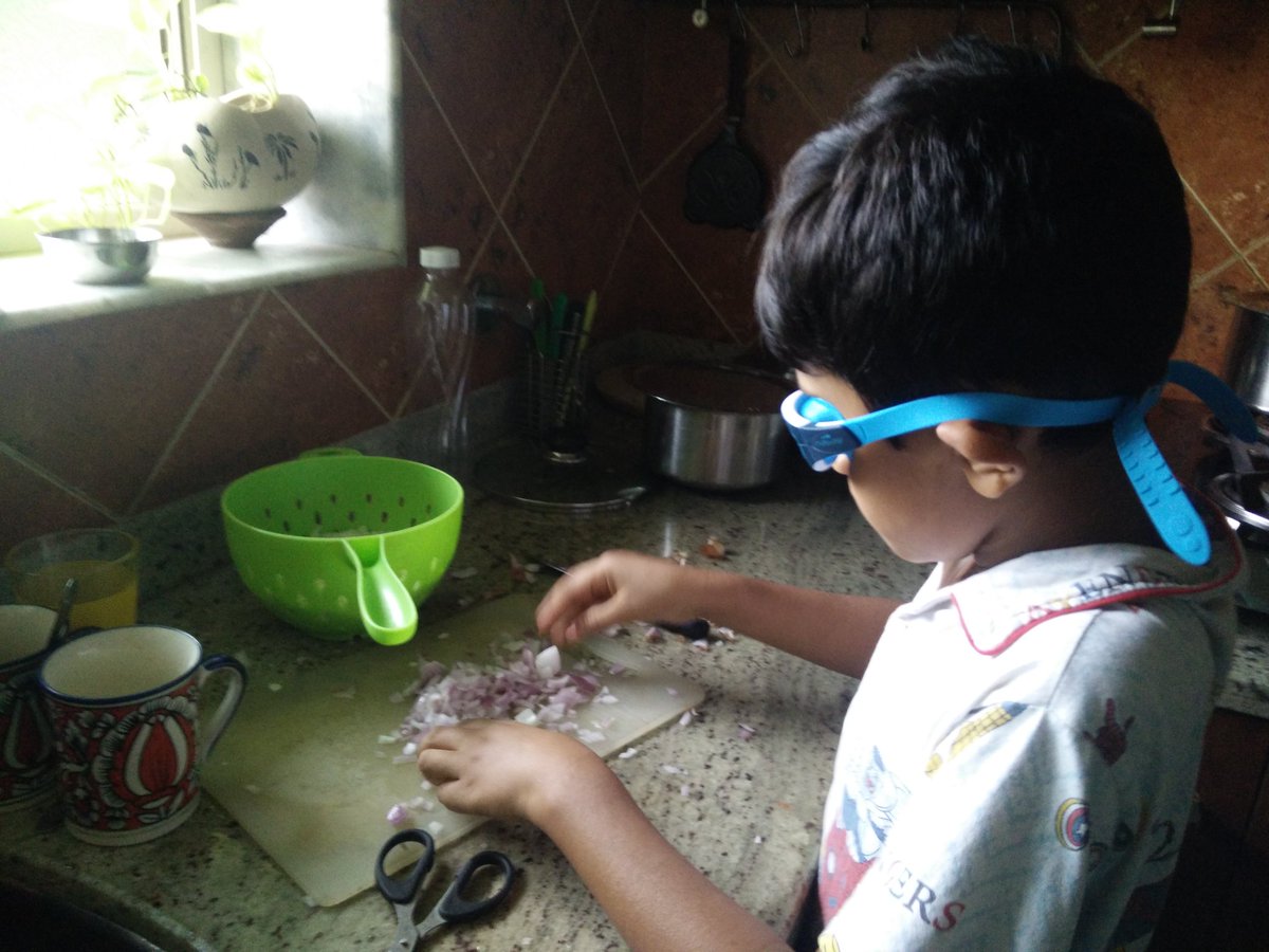 Annie_AKM's tweet photo. Conquering the #OnionSpice #SmartTricks https://t.co/rg5gESPJnf