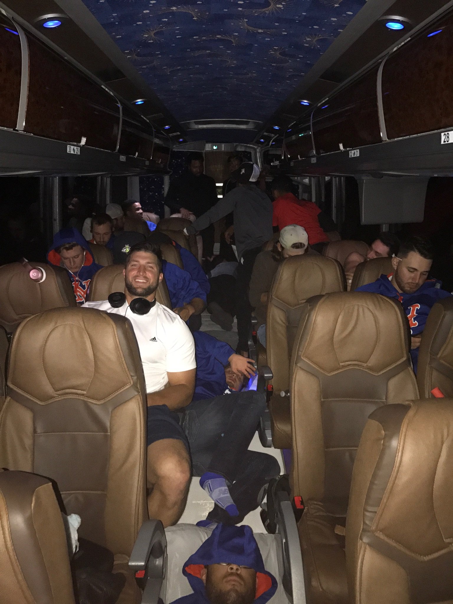 C_rrgfbWsAIiBqf.jpg:large