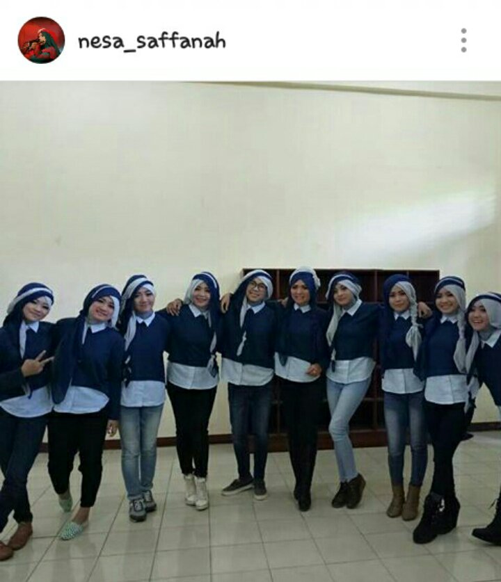 Official_Qasima's tweet photo. Squad sedang menghibur SMK Negeri 1 Magelang :D https://t.co/7pNrDs70F7