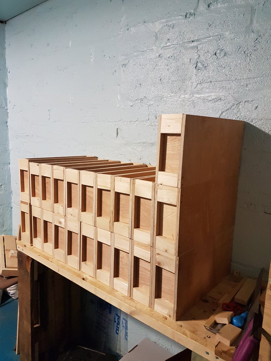 covehoneybees's tweet photo. My #DIY 2 frame Nuc boxes for my Queen #grafted cells and mating are coming on perfect π #queenmating #beefarmer #honeybees #covehoneybees https://t.co/JUDfkFVowQ