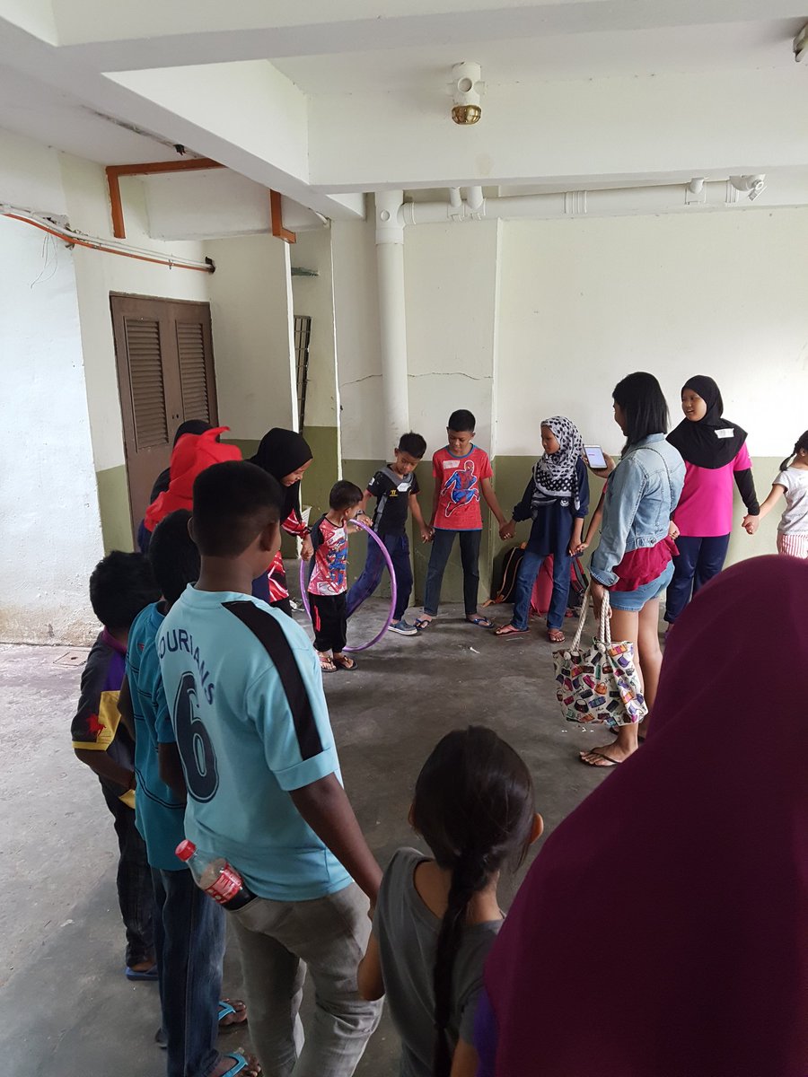 TeddyClinic's tweet photo. We had some activity with the less fortunate kids..It was really fun and lotssss of food n goodies were handed to them. https://t.co/PZSy5PkhMz