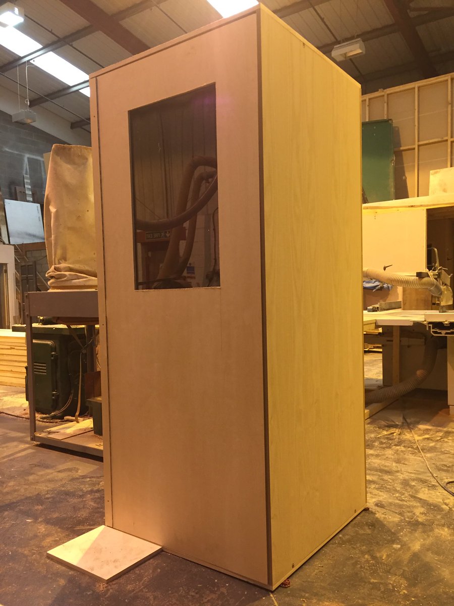 jt_wrightmusic's tweet photo. My amazing portable soundproof vocal booth made by @LtdCJS more than happy with the finished product #studio #newsoloalbum #vocaltime https://t.co/zc43SgyBvV