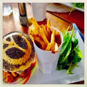 nipcosrl's tweet image. Other use ☮️ 🍔 🍸
#food &amp;amp; #drink
#dobrazil #stbarth