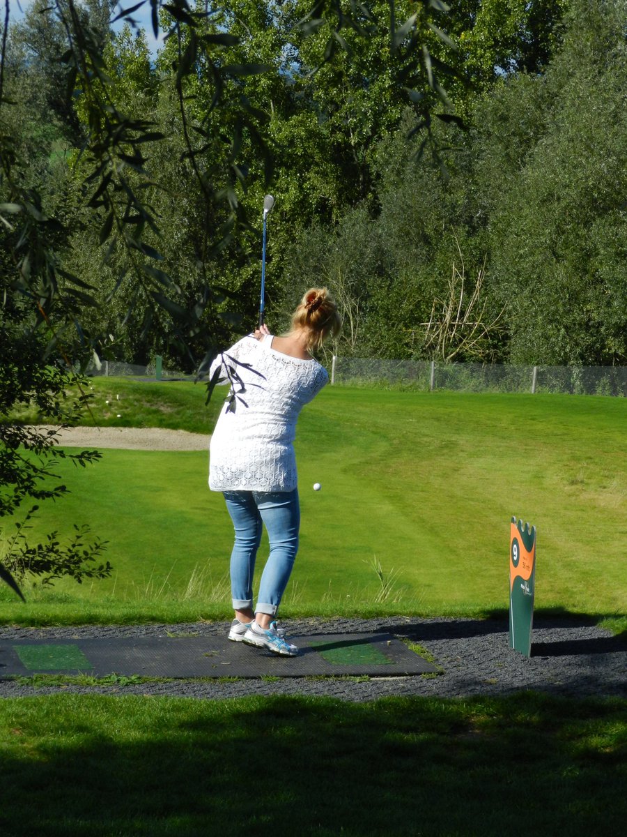 Pitch_PuttGolf's tweet photo. Moederdag Actie:
Alle moeders die samen met hun kind(eren) komen spelen GRATIS! Pitch&amp;Putt Golf, Fungolf of Footgolf! https://t.co/PtqNXpkRLj