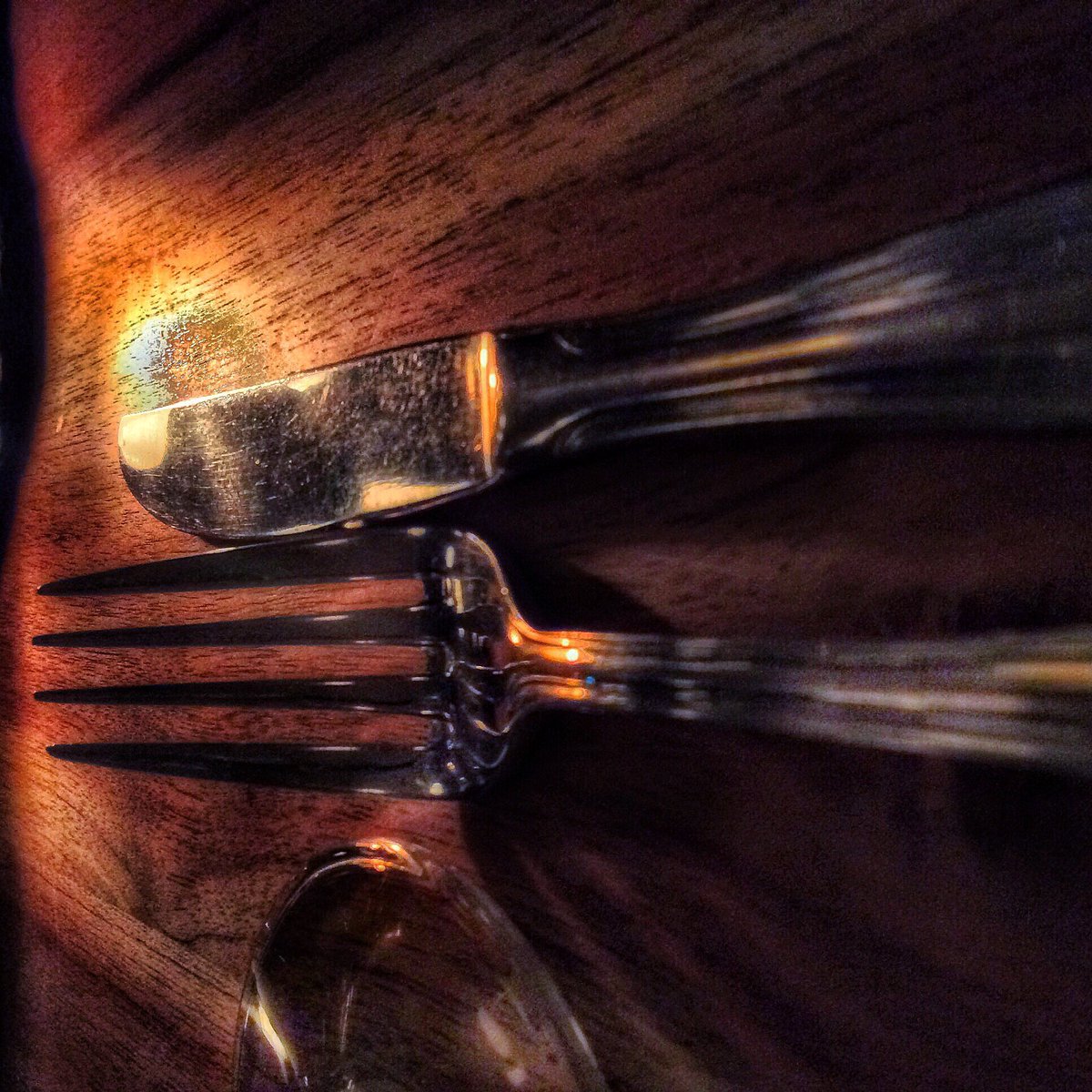 CARLnetC's tweet photo. Los detalles de una mesa. Cafe bar Universal. 
https://t.co/zS2IMY1ZmV https://t.co/yIIYHdyp5L