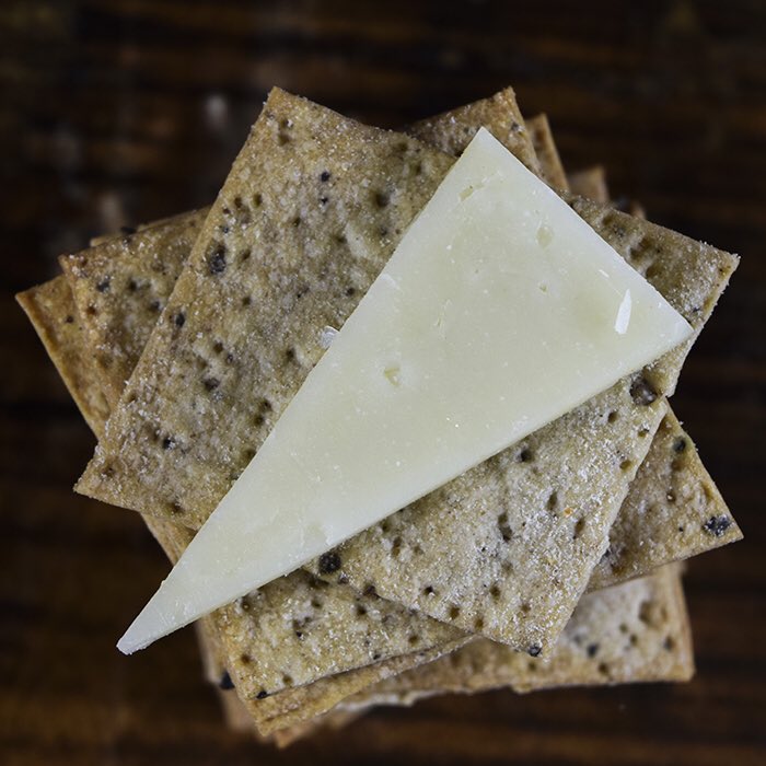 PaulandPippa's tweet photo. Manchego with black salt! #Chapter4 #TheChapterCollection #cheese #cracker https://t.co/1E0C1mT1Aq