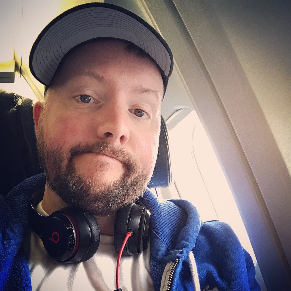 MtlCub77's tweet photo. On my #flight #ac301 @aircanada. It's a #départ for a new #life in #vancouver #bigmove #sad and #happy #nostalgic https://t.co/Bgl7QOXJ9B