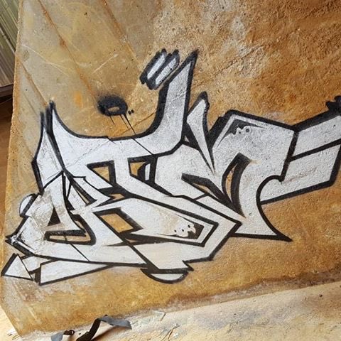 doeleano's tweet photo. #ekto #Graffiti #NiceStyles https://t.co/1y92S682iy