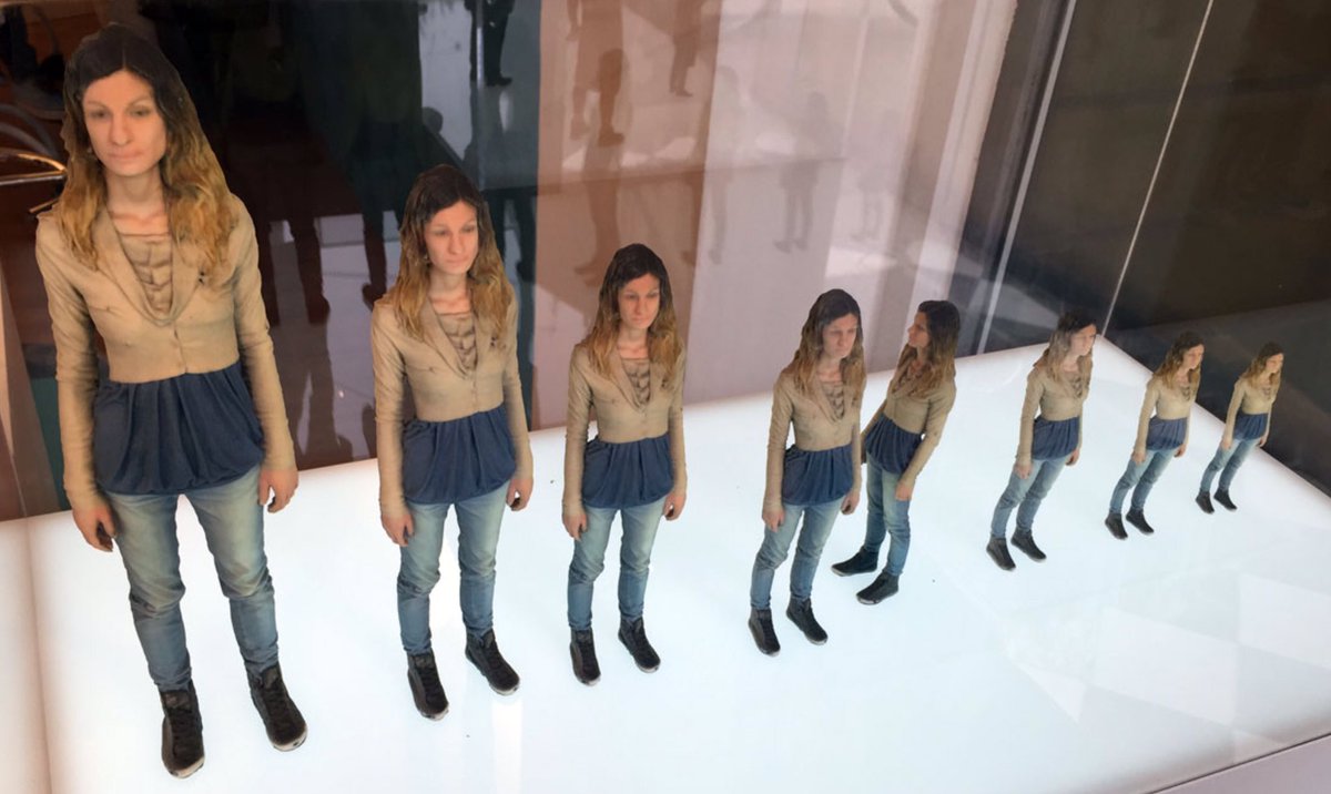 Siain3D's tweet photo. A range of printed sizes and group solutions really make your captured moment 3 Dimensional https://t.co/4UnNzZsHF3