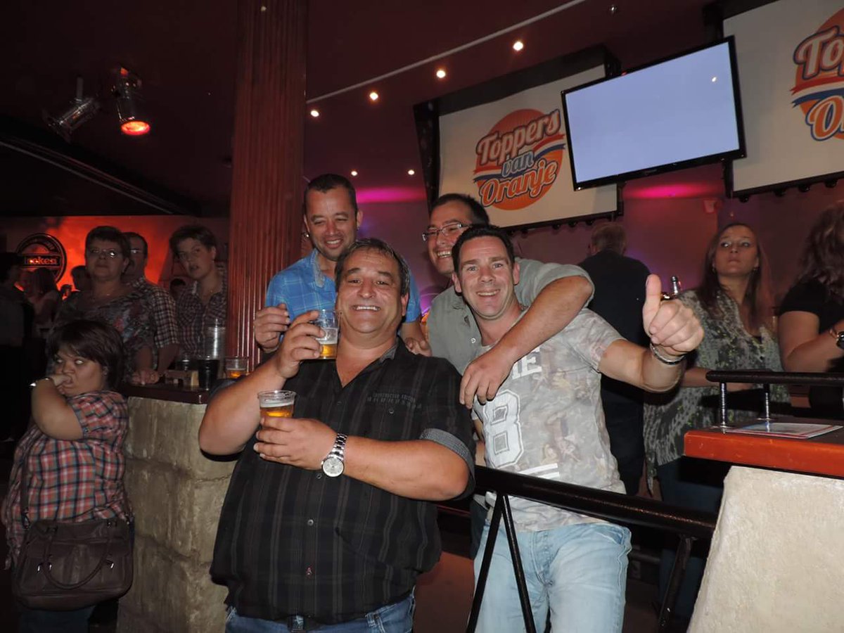 1 groot feest met zijn allen !!