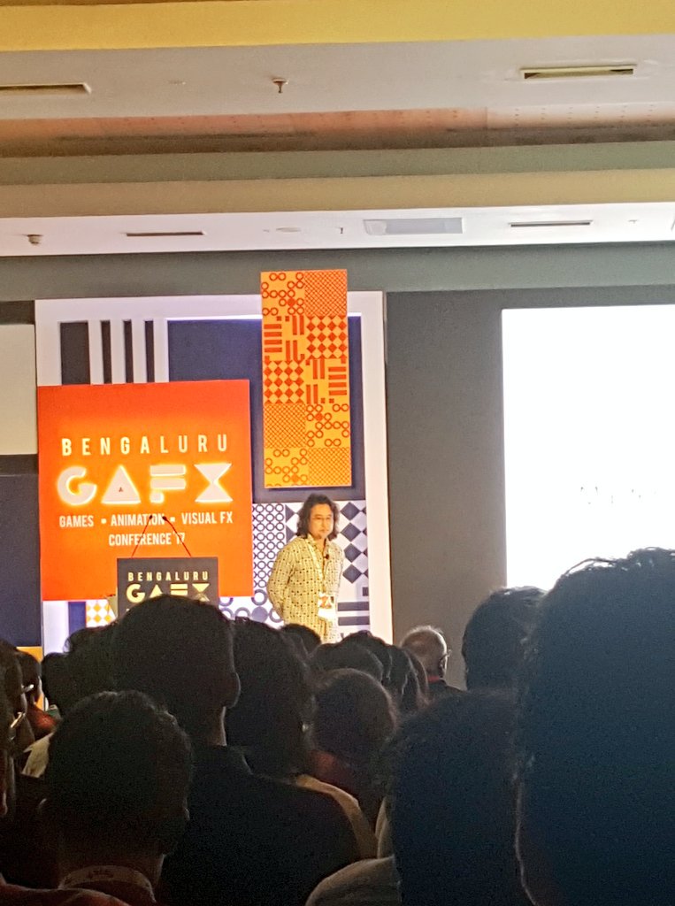 beevr_studio's tweet image. Day 2 at #gafx2017. 
Shuzo Siota of Polygon Pictures talks about emotion and design.