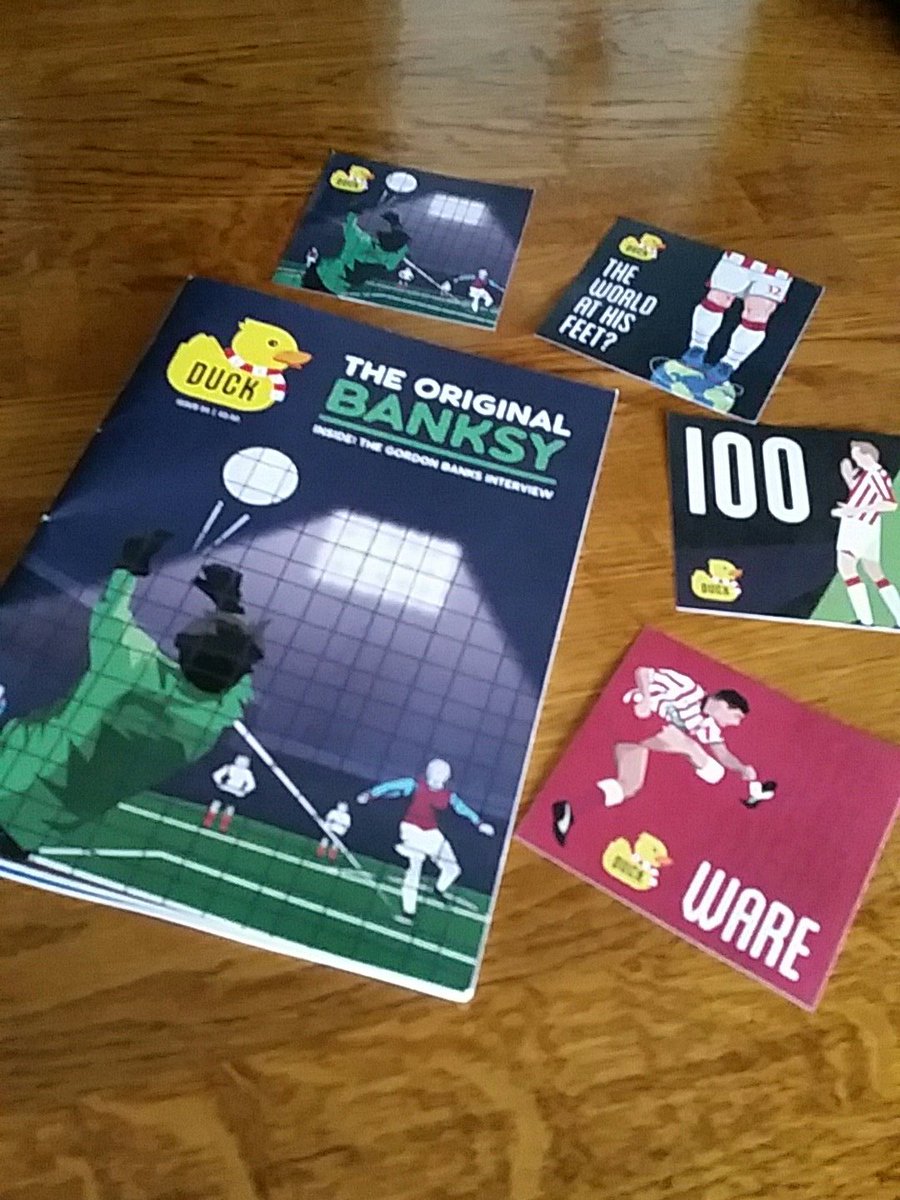 DJCSWallace's tweet photo. What a great welcome back to the country...thanks @DUCKmagstoke
#stickersrock https://t.co/UXli6uZUxt