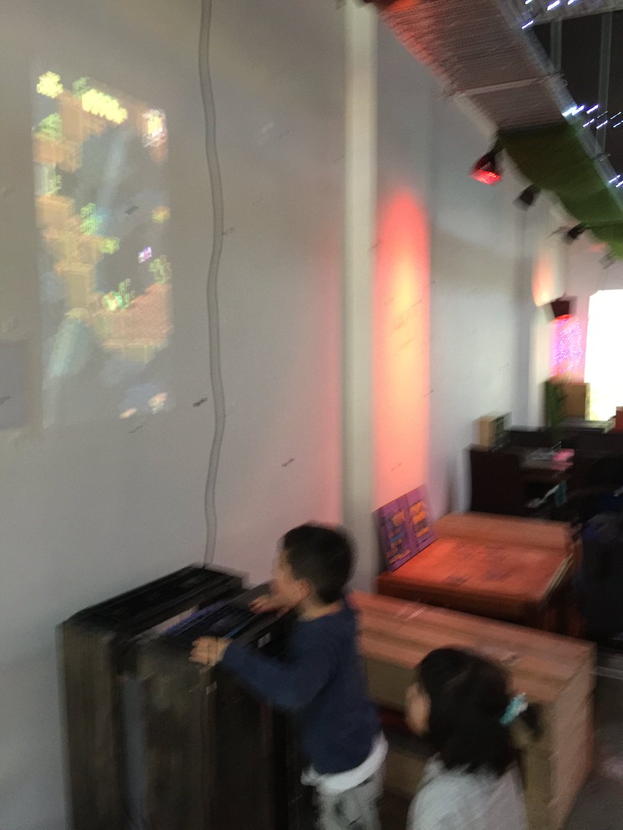 papadar_'s tweet photo. Playing some #eatvolve at @SK_BARSK for #ScreenShotSaturday https://t.co/nrTEjkjdzm
