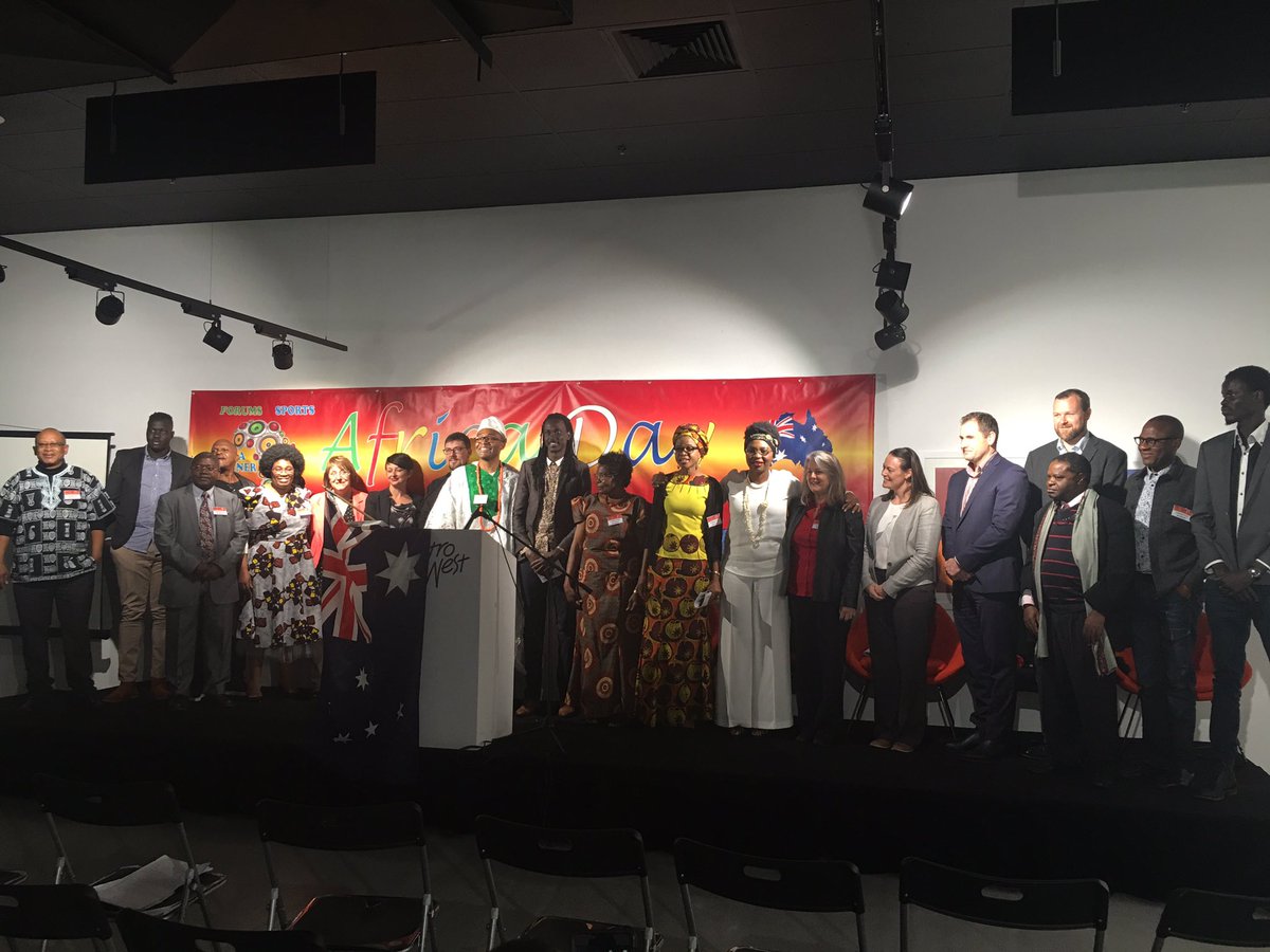 AfricaDayAus's tweet photo. Our fabulous speakers and @AfricaDayAus forum organisers. #NurturingProgress #AfricaDayAustralia https://t.co/wsJA6LxtJW