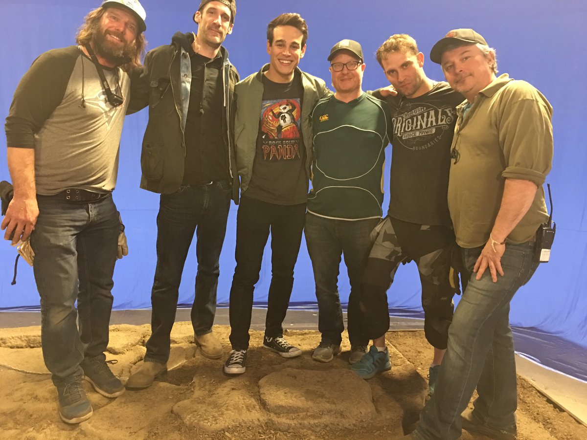 TMI_Uruguay's tweet photo. About #AlbertoTakeover #Shadowhunters #ShadowhuntersSeason2 @arosende #ADCrew #LocationDept @isaiahmustafa https://t.co/CuHCC5BKty