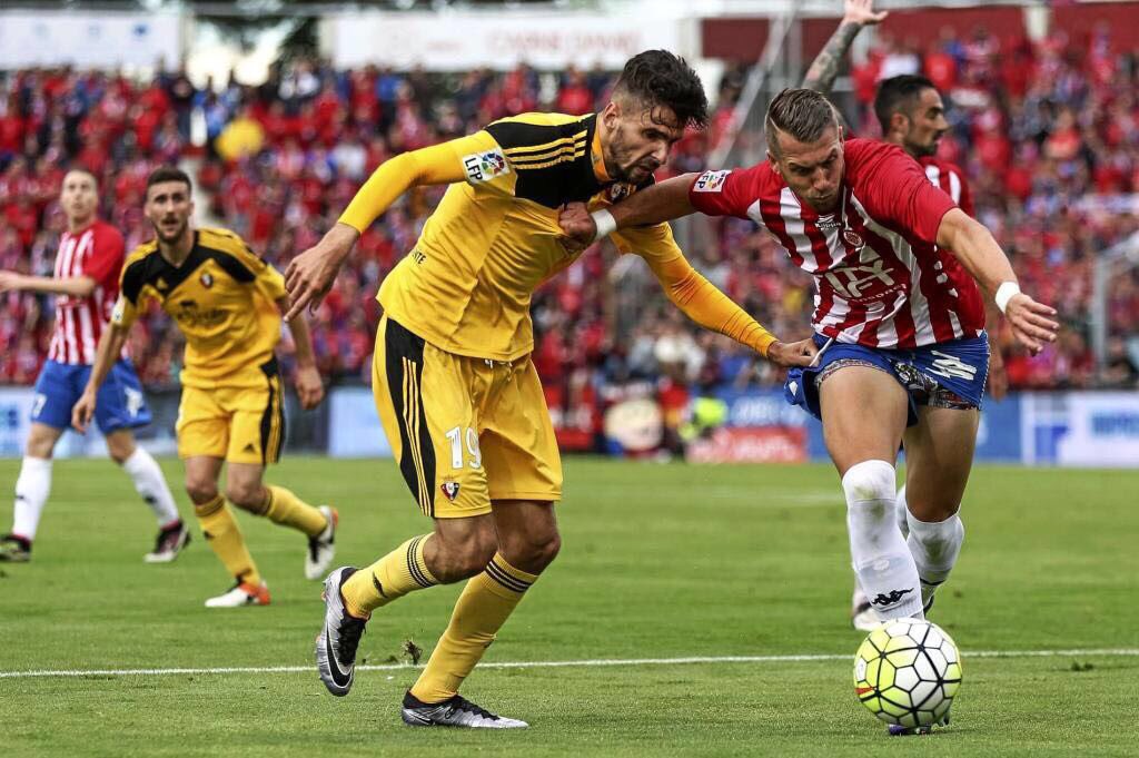 DeporteMuseo's tweet photo. Aún estás a tiempo de ganar esta camiseta de Kenan Kodro de @CAOsasuna? Haz RT del tuit del concurso y entre todos SORTEO. Hoy el ganador⚽ https://t.co/emA8Sydlul