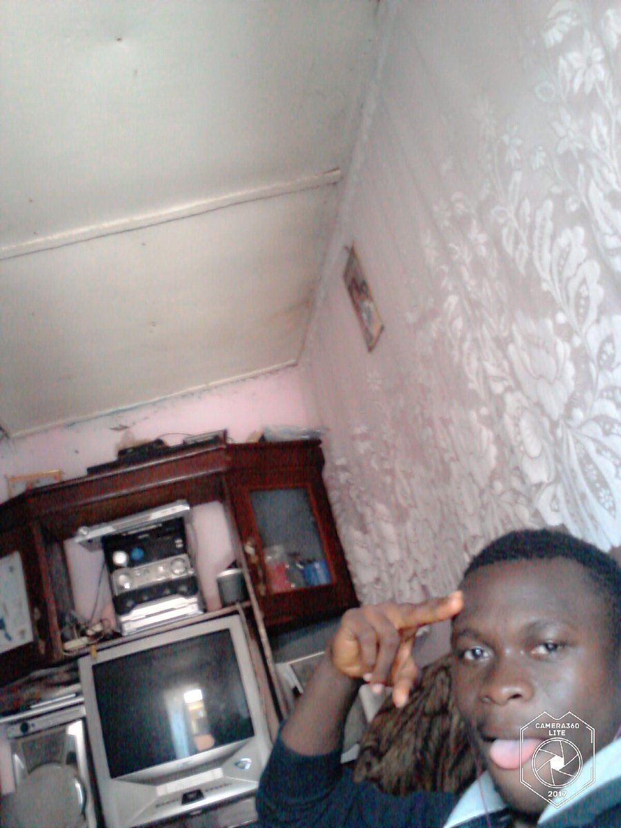 AlphaEdwin's tweet image. "Inveritate salus". Thats why I salute.