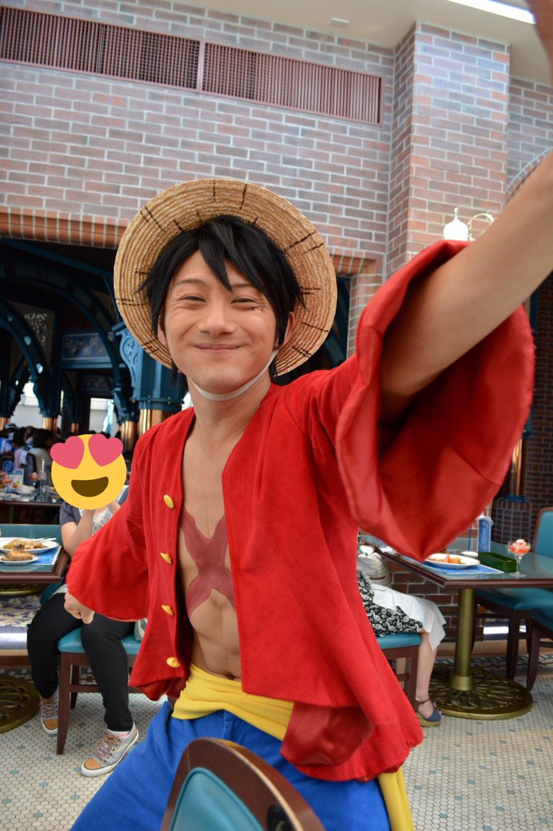 さといも Na Twitterze まっちゃんルフィ ハイタッチして周ってる時に 俺が位置的にハイタッチ出来なくて 惜しい って ホントにちっさい声で言ったの拾ってくれてこっちまで来てくれてハイタッチしてくれた T T ごめんなさいの気持ちと嬉しい気持ちで無事