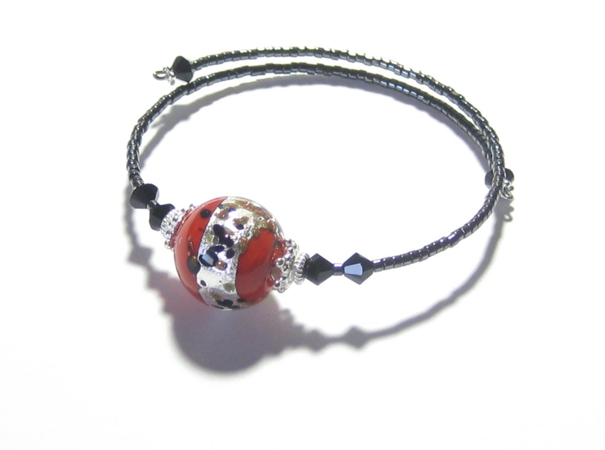 JKCMurano's tweet photo. Red Leopard Murano Glass Ball Bangle Adjustable Bracelet, Venetiโฆ https://t.co/bfO7ML9UGu #Etsymntt #LeopardBracelet https://t.co/pRHSwrLPUo