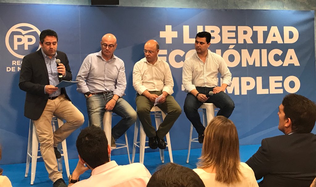 Foro de #Empleo

➕ Libertad Económica
➕ Empleo 

Participan el consejero de Empleo, consejero de Hacienda y el alcalde de San Javier.