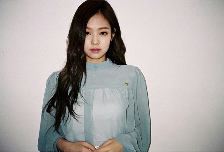 BLACKPINK_PH's tweet photo. [IG] 170513 blackpinkofficial's instagram update of #BLACKPINK #JENNIE #MINTJEN https://t.co/rkmv75405j