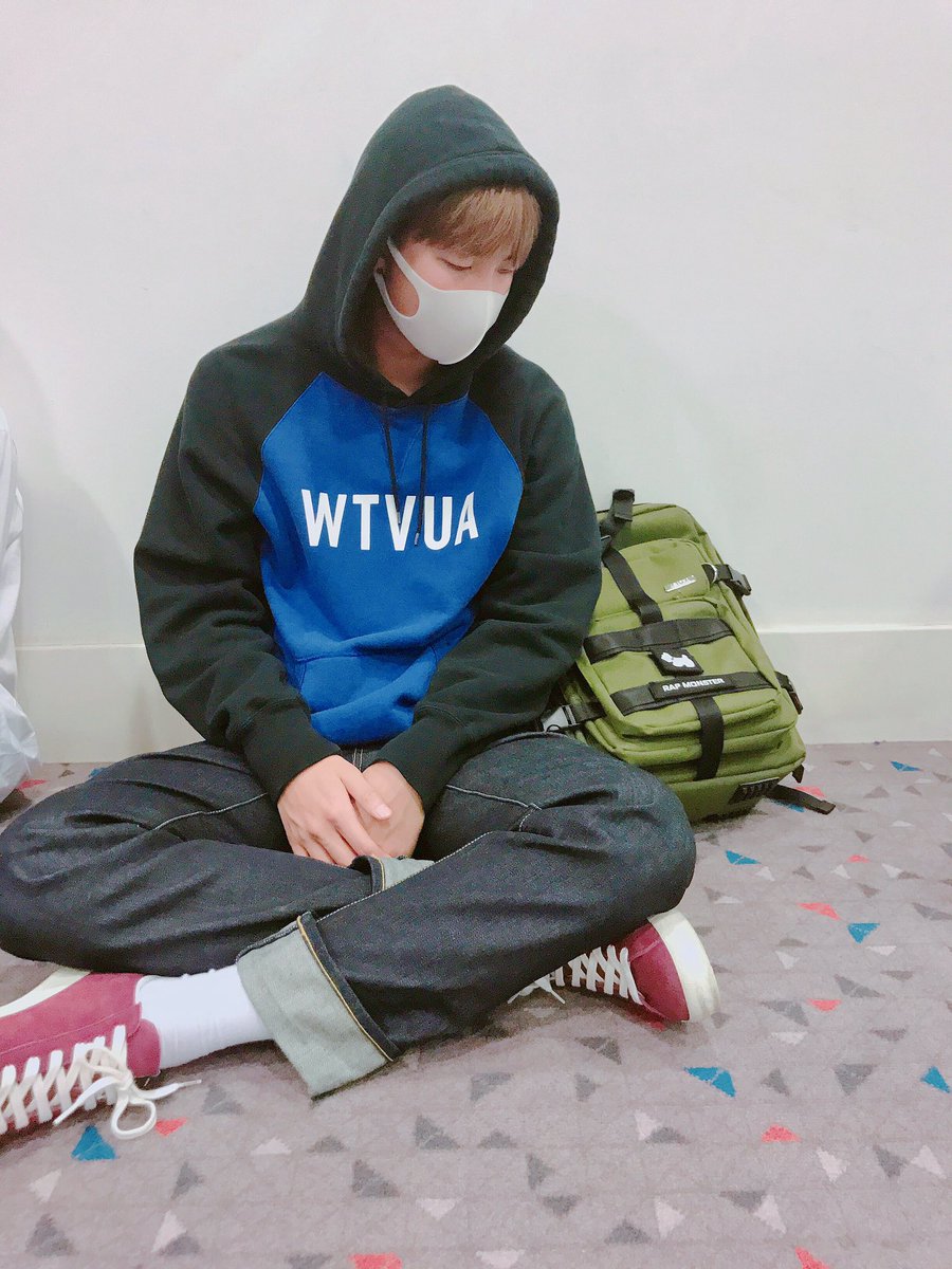 BTS_twt's tweet image. 🐕🐩 #김데일리 #AGATHA