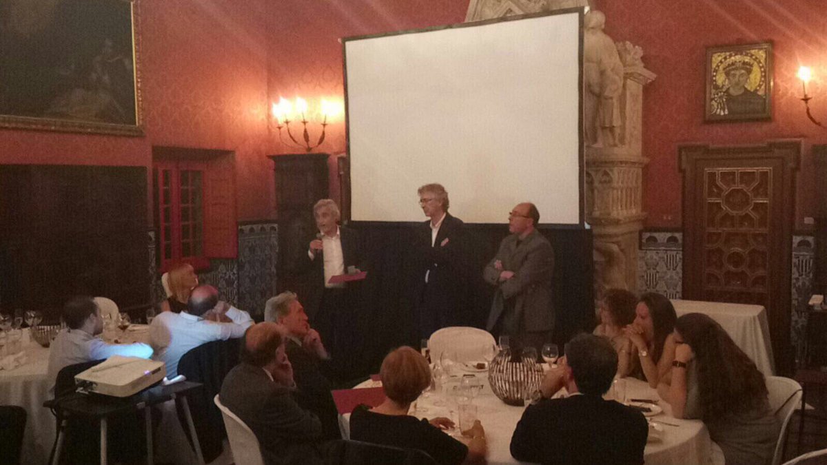 SCACVE's tweet photo. Homenatge als expresidents https://t.co/NKZLMuJ4lV