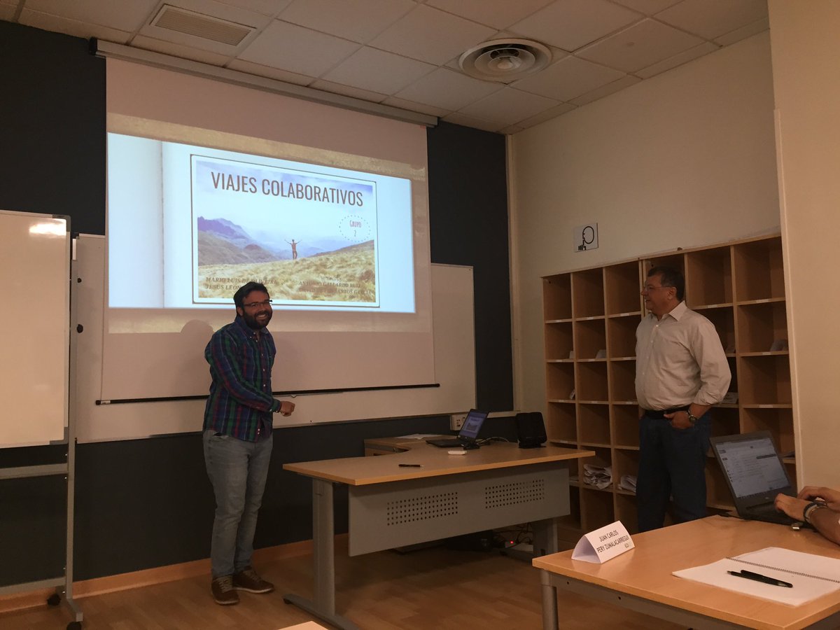 Mlgarcia68's tweet photo. Hoy en la presentación de modelos de negocio #embasev @eoi #innovadores gran trabajo! https://t.co/M3WKZcvPMI
