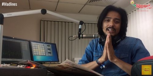 mirchiplus's tweet photo. Whether it’s the Indian railways or #Bieber’s concert @RJAbhinavv gives his view in this episode of #Madlines. https://t.co/iwWoEL9xjj https://t.co/XHRHmLU7LR