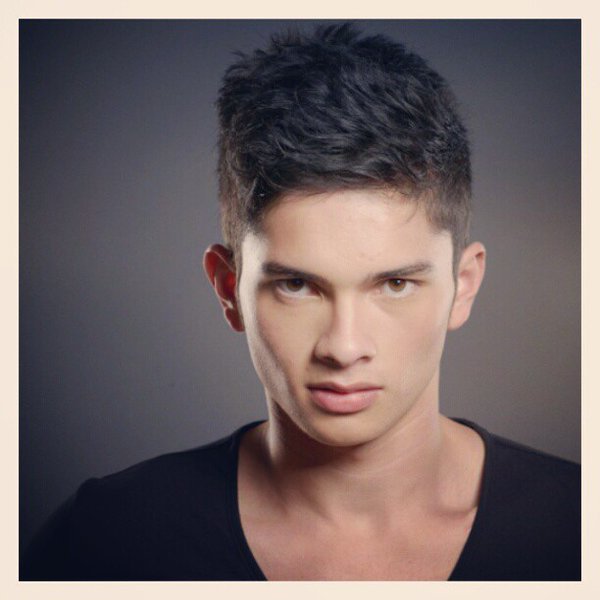 24 Tahun NOW! #Handsome #latepost #Happy24thBirthdayKevin 
Makin Sukses karirnyaa yaa kak <a href="/kkambey93/">Kevin Kambey</a>