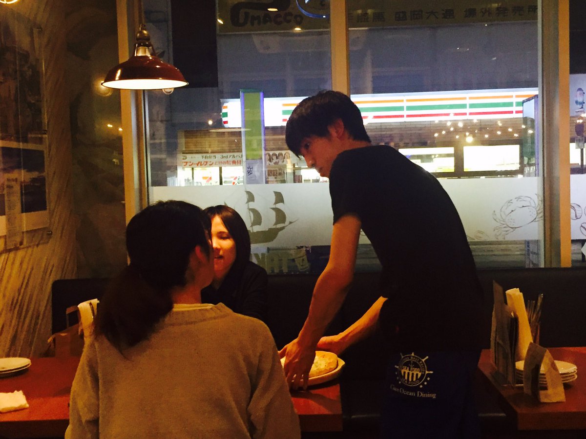 CiscoOcean86's tweet photo. シスコストーリー
『ピザがヨネヨネの手から
お客様に届くまで』 https://t.co/ah4Eqgxl8y