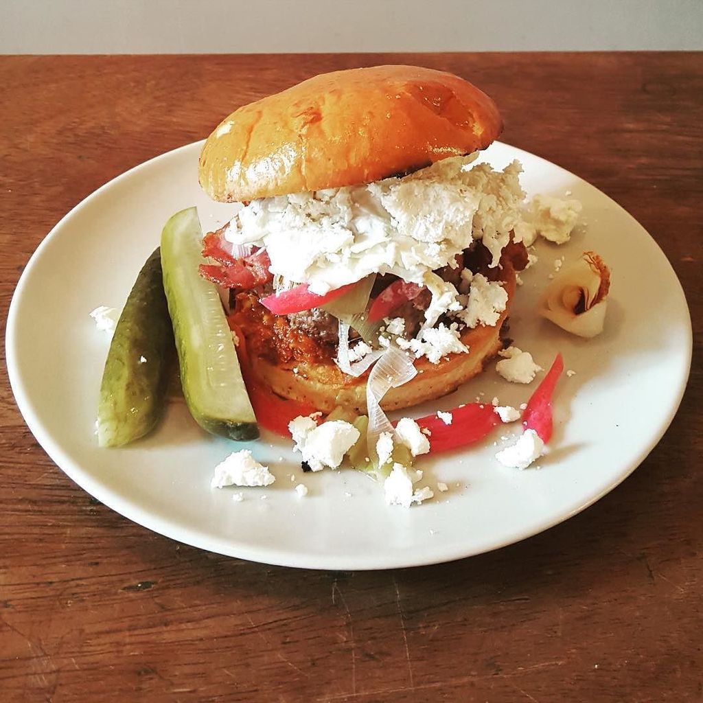 This weeks weekend warrior...lamb burger with kasundi, braised leekss, goats cheese and pickles! Add bacon for a s… ift.tt/2rbck2s