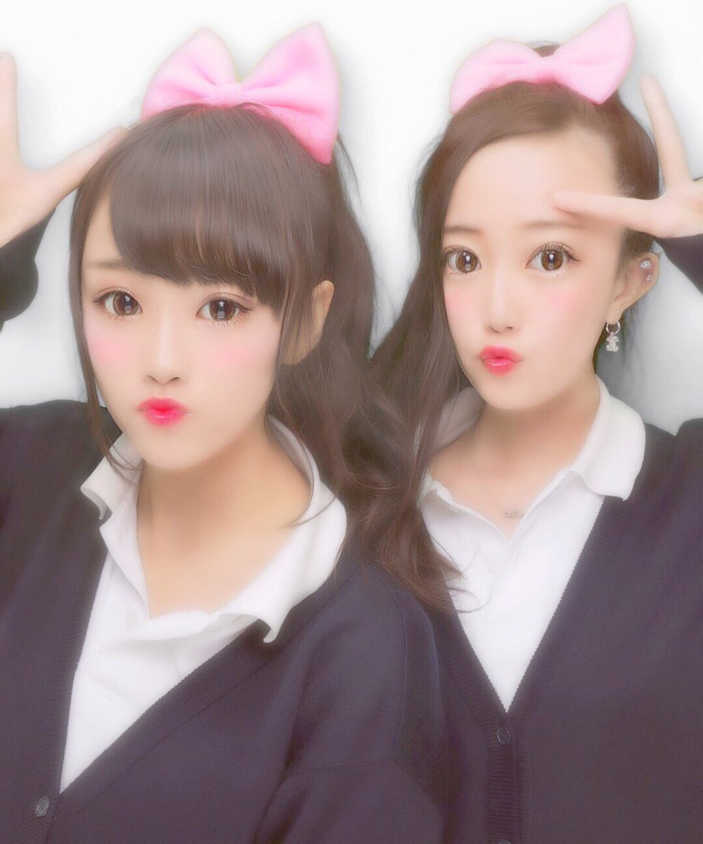 ___zunapi's tweet photo. 🎀💗🎀💗 ramu chan 💗🎀💗🎀

アホみたいなリボンつけて2人で
ルンルンに歩いとるところまさかの
坂村に会って、ど真ん中で
どじかられるんは世界1の恐怖やった🌧
最後の写メはももほちゃんのママ👧🏻♡
らむちゃん月曜がんばろうネーーー🏹

🎀💗🎀💗🎀💗🎀💗🎀💗🎀💗🎀 https://t.co/G2SK3Iu6xV