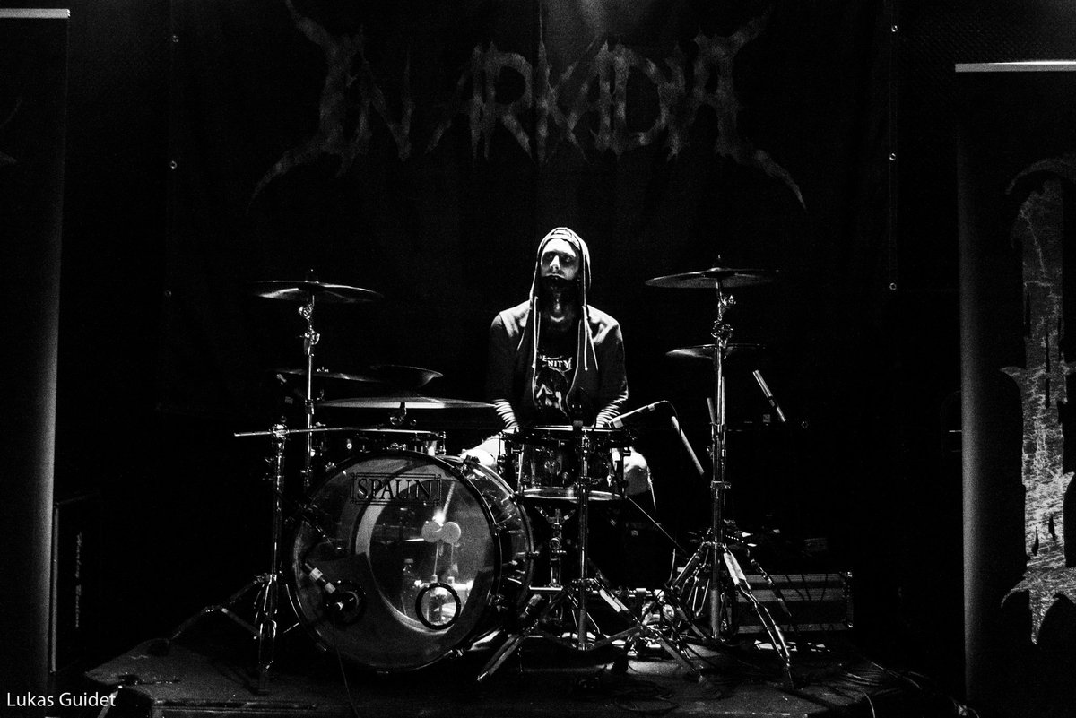 "In Arkadia nous propose son blackcore, fils improbable d'une liaison antre Dark Funeral et Attila.
Merci <a href="/pavillon666/">Pavillon666 webzine</a>
📷 LukasGuidet
#ia69
