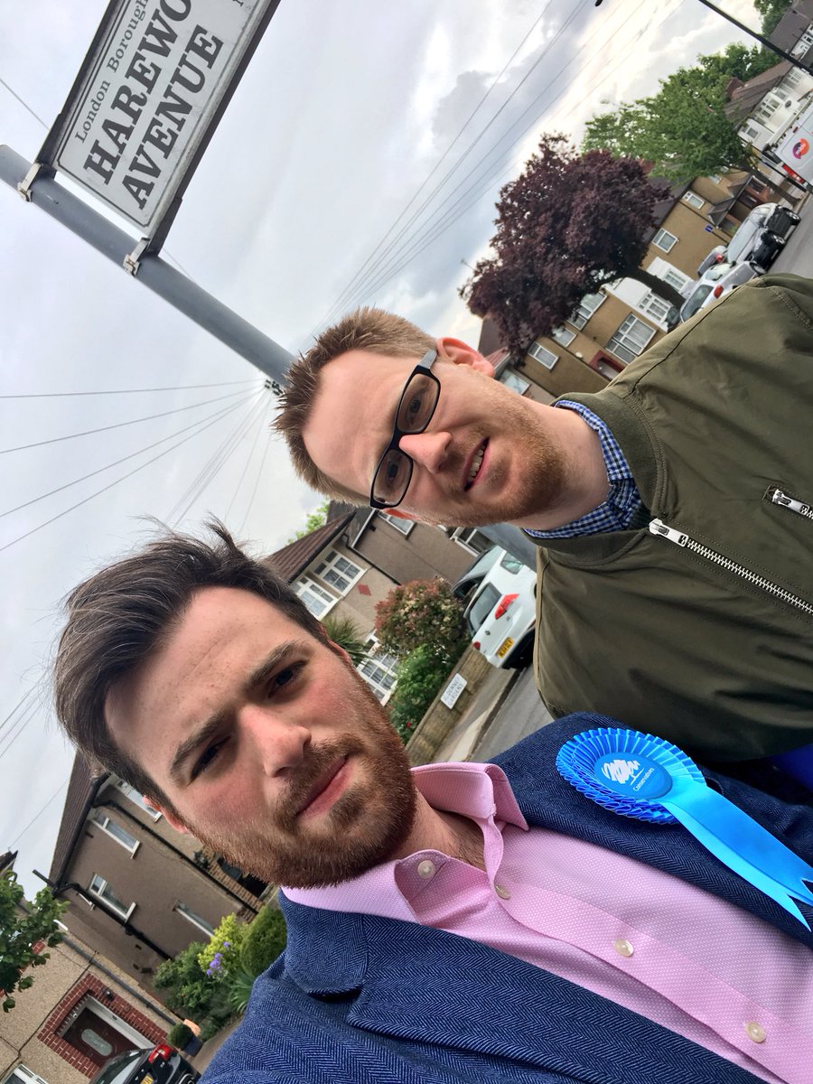 RossCMcWilliams's tweet photo. Out campaigning for @isogrant #ToryGain @RBWMTories ground troops for @theresa_may #Strongand Stable https://t.co/KHXY5jgBV4