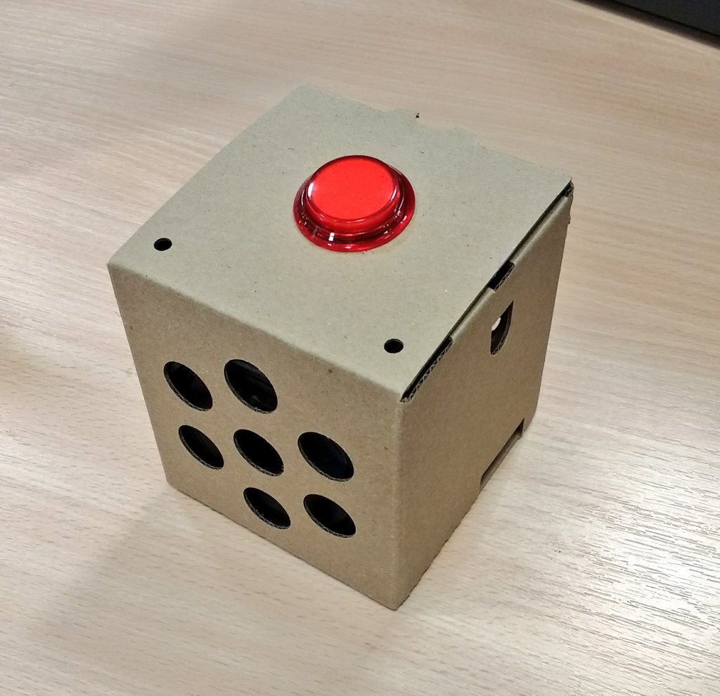 coderdojomena's tweet image. We built a thing with a Big Red Button. Everything should have a Big Red Button.