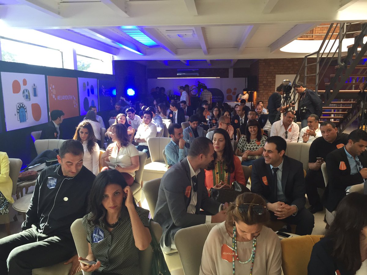 PBergaminiEU's tweet photo. Lancement festival #JAOU #artcontemporain hier à la Goulette. #eu4youth now à #SoukraValley. La Tunisie & sa jeunesse portent l'espoir! 🇹🇳🇪🇺 https://t.co/x2QVww7BWp