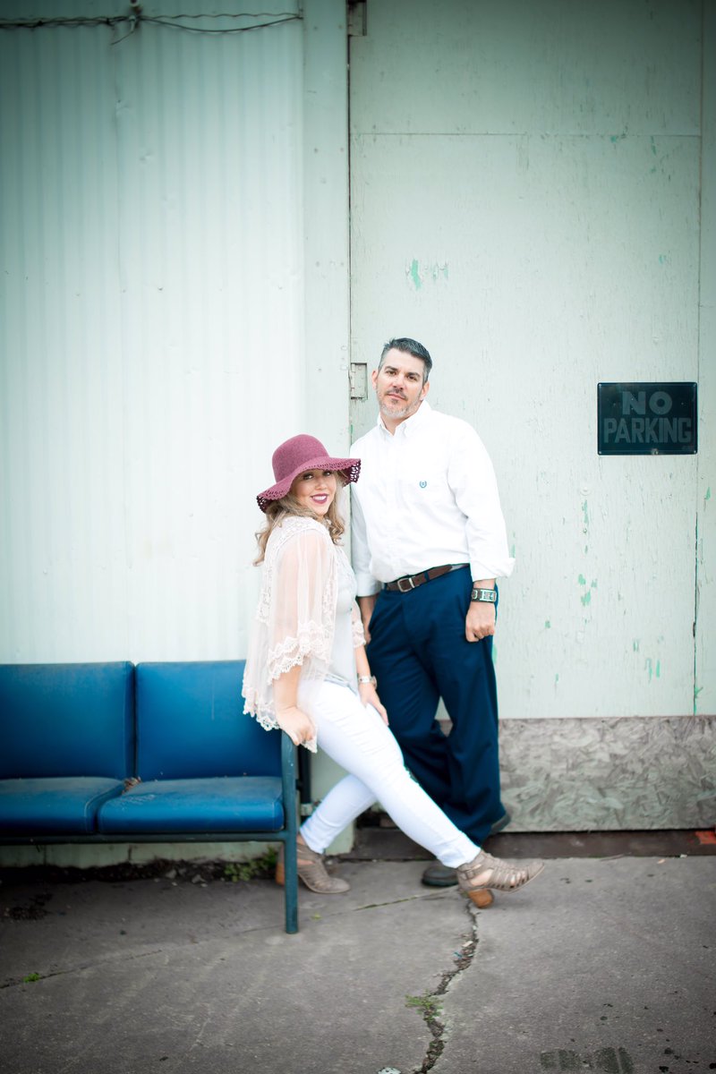 touchofwonder's tweet photo. A free engagement session is the perfect way to get to know your photographer. #StillwaterOK #touchofwonderphotography https://t.co/0tgszLhizq