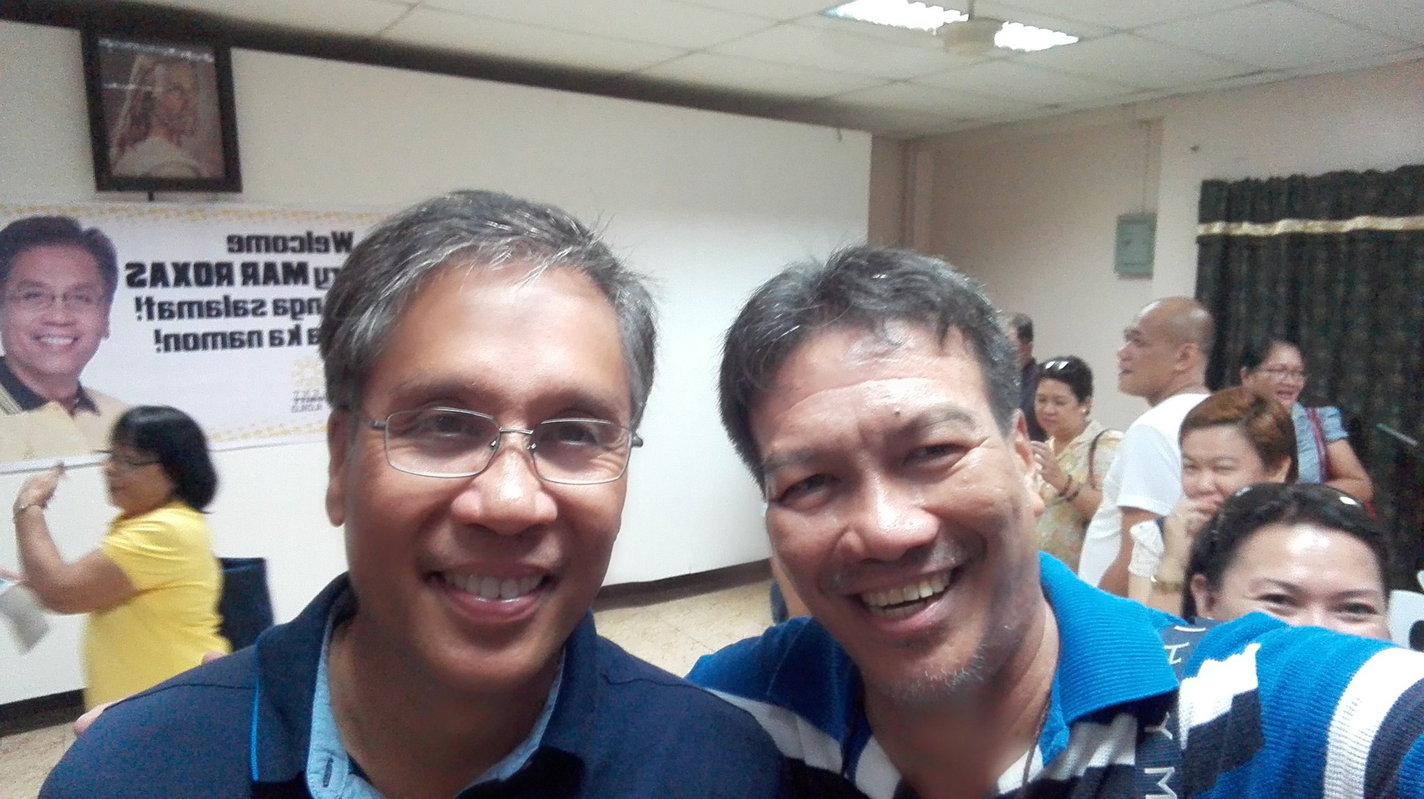 Happy Birthday former Sec. Mar Roxas. The best is yet to come. 