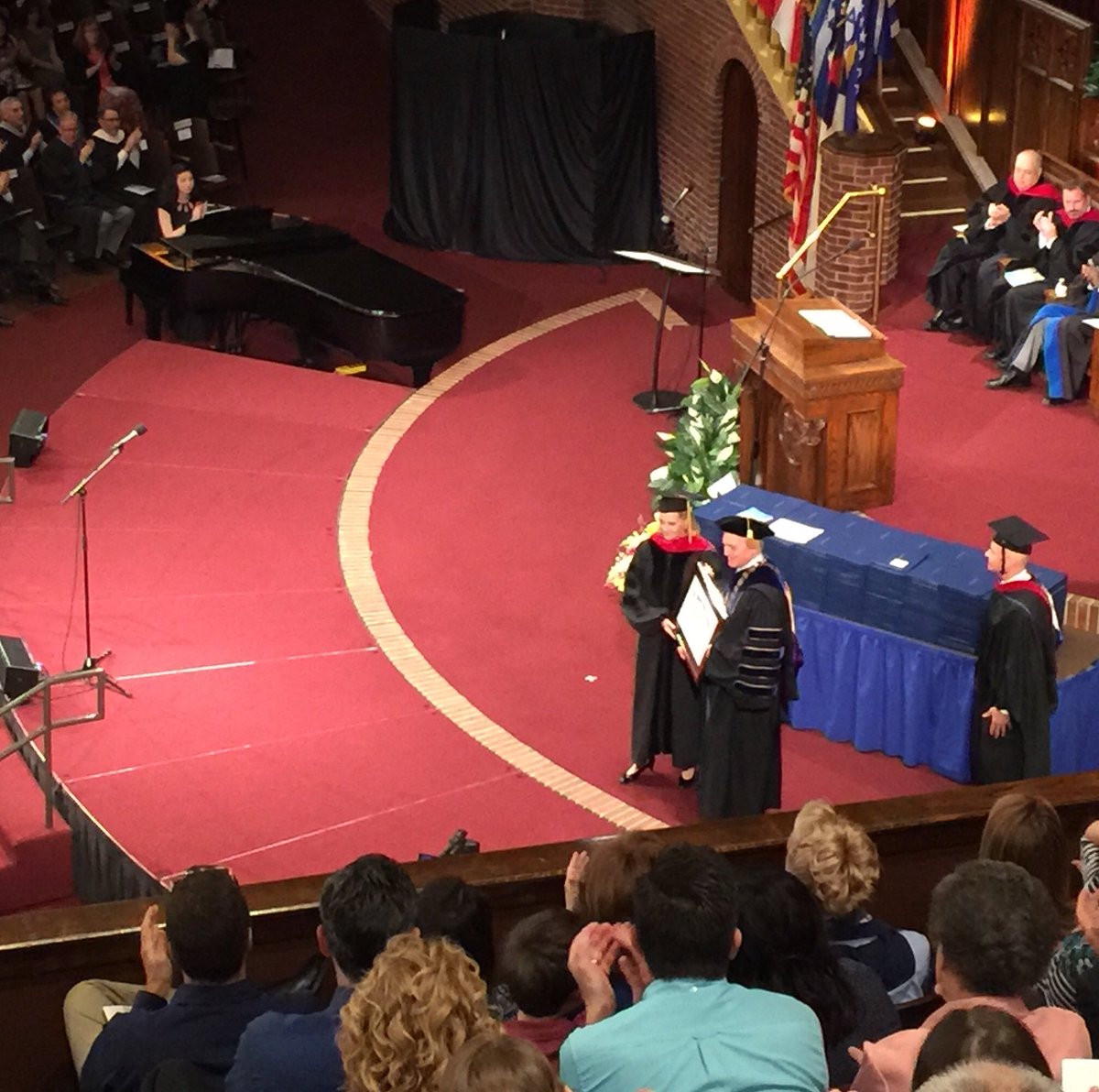 Moody_Bible's tweet photo. We are pleased to bestow this honorary Doctor of Divinity to Donnita Travis for her service and dedication to education. #MBIgrad https://t.co/AhcuBJhshp