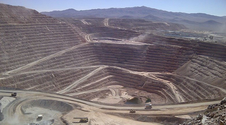 Mr_Funktastik's tweet image. How&apos;s that Renewable energy working out for you? #LithiumMine for batteries. Wind kills birds, solar is ineffective &amp;amp; hydro is nonexistent.