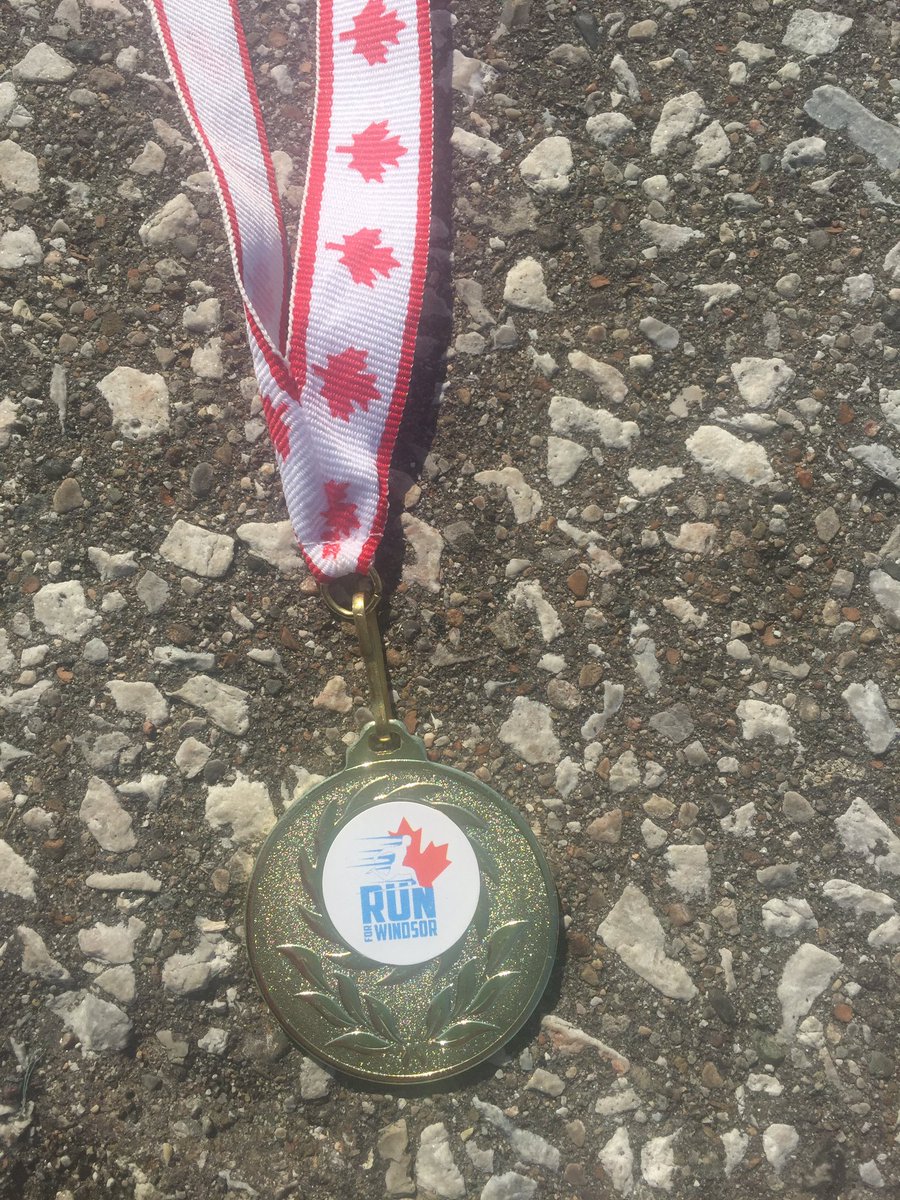 WRHospital's tweet photo. Thanks to the Ahamadiyya community for hosting the #runforwindsor & everyone who ran to support the W-E Hospitals System. #greatdayforarun https://t.co/wyJNCZEVD8