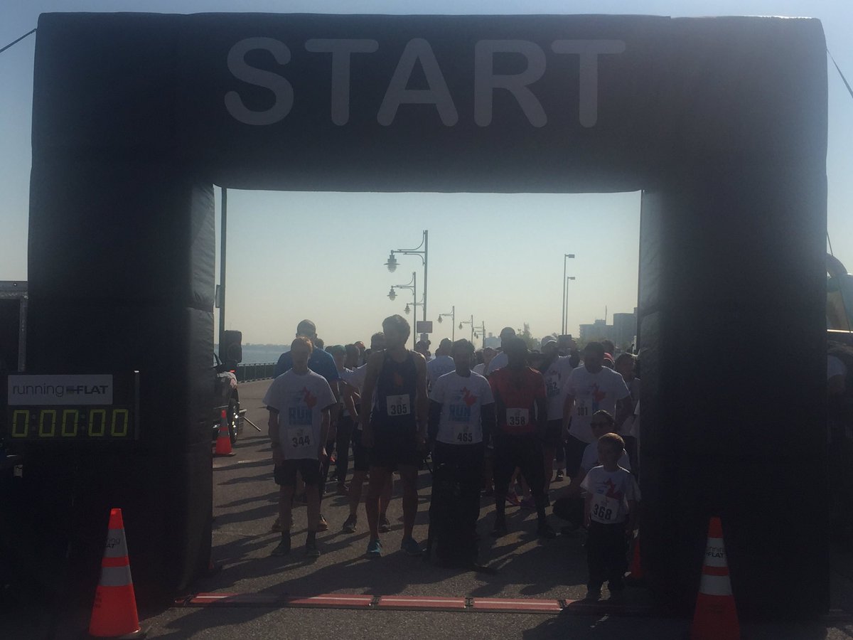WRHospital's tweet photo. Thanks to the Ahamadiyya community for hosting the #runforwindsor & everyone who ran to support the W-E Hospitals System. #greatdayforarun https://t.co/wyJNCZEVD8
