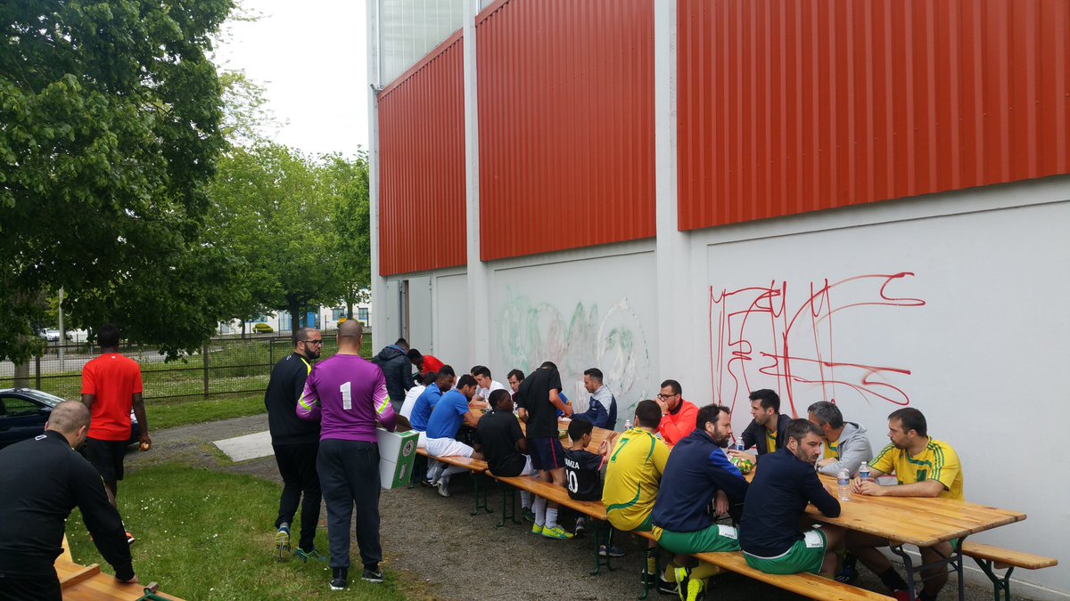 AS_LN's tweet photo. Tournoi Diver'Cité en cours https://t.co/HwjbKYmdYJ