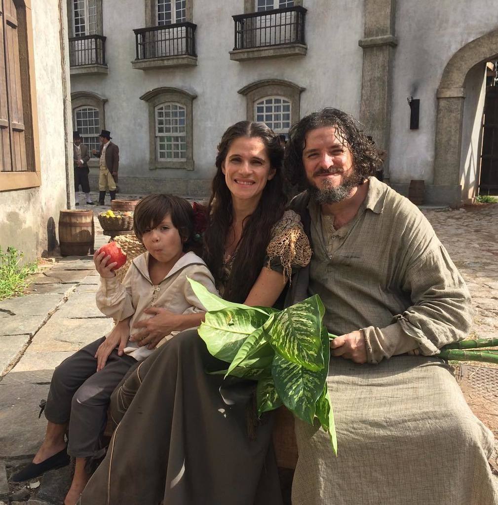 theodealmeidaof's tweet photo. 🍎 .
.
.
#NovoMundo #RedeGlobo #Novela #Quinzinho #TheodeAlmeida #atormirim #Globo #VideoShow #Gshow #Projac #Ingri… https://t.co/KsUAkKSEW3 https://t.co/vgxM7IF0ZM