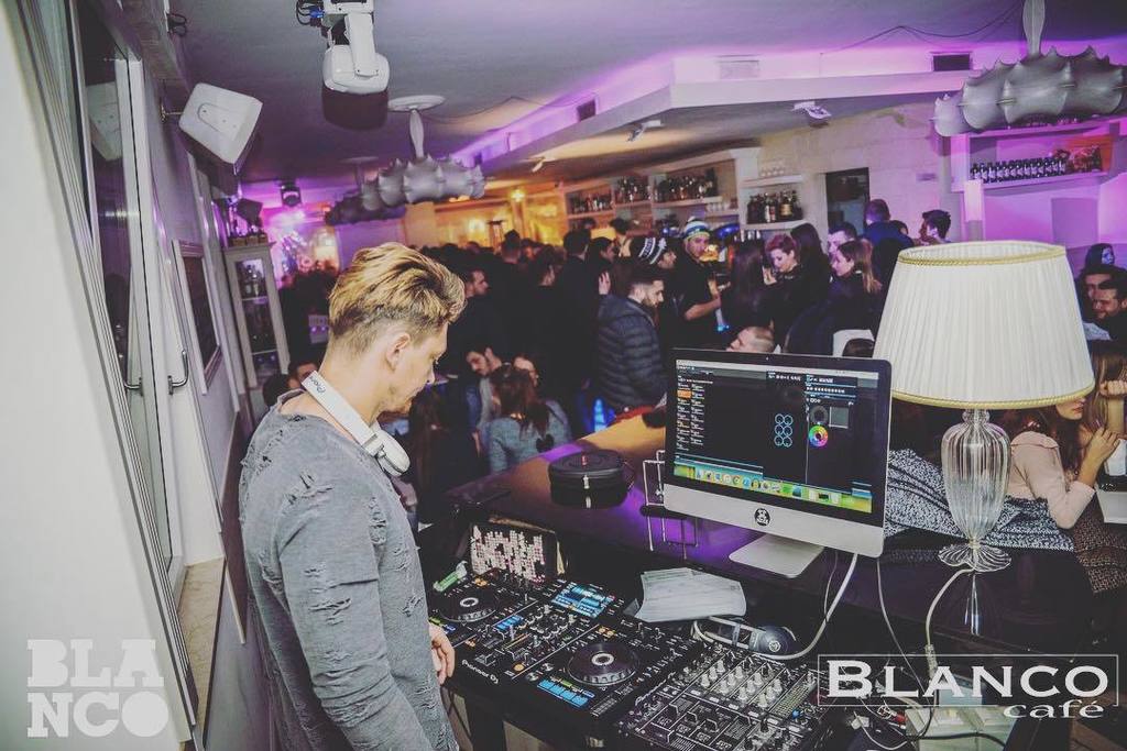 stevennicoladj's tweet photo. TONIGHT BLANCO
#love #stevennicola #stevennicoladj #instagood #me #smile #follow #cute #photooftheday #nightlife #… https://t.co/Vbd9bdwq3P https://t.co/1hmna6XDSf