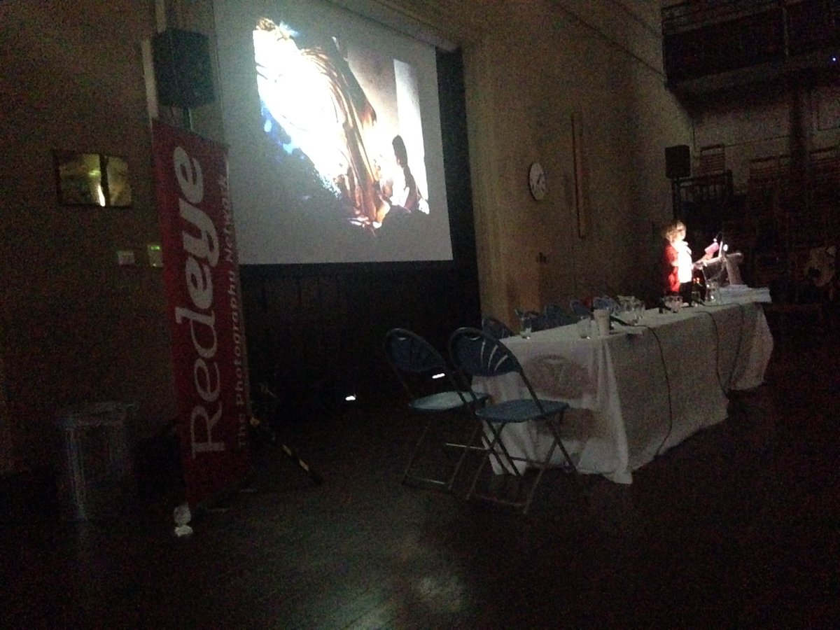 LookPhotoFest's tweet image. @lizHingley talks about her experience with her subjects and commissions #c4change #look17 @RedeyeNetwork @VictoriaGallery