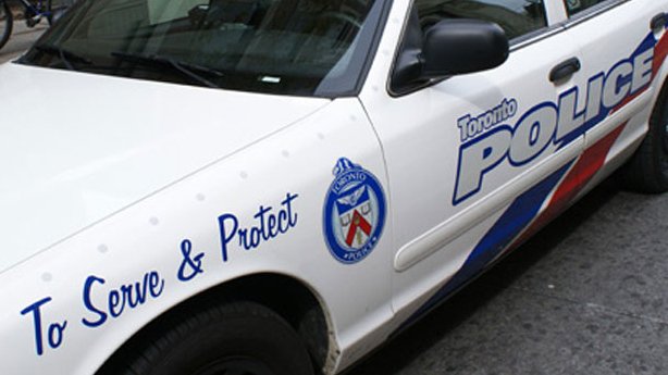 CP24's tweet photo. Suspect in theft of tools from hardware store pointed knife at officers: police https://t.co/eCNUL5Edrp https://t.co/izA2Gub2Q0